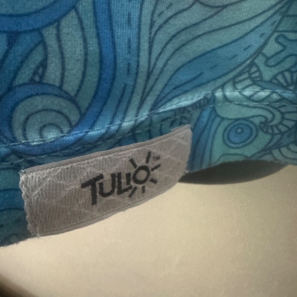 Tulio Tank Top XL Gently worn 94% polyamide/6% elastane 22" armpit to armpit - Picture 2 of 4